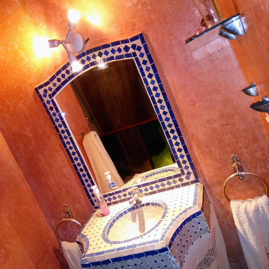 Riad Rchacha Fes Luaran gambar